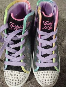 Sketchers girl high top size 3