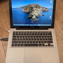 Apple MacBook Pro Working 