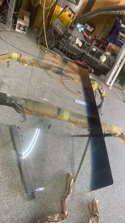 Front and back windo camaro 67-68 ..