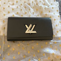 Louis Vuitton Black Twist Wallet.