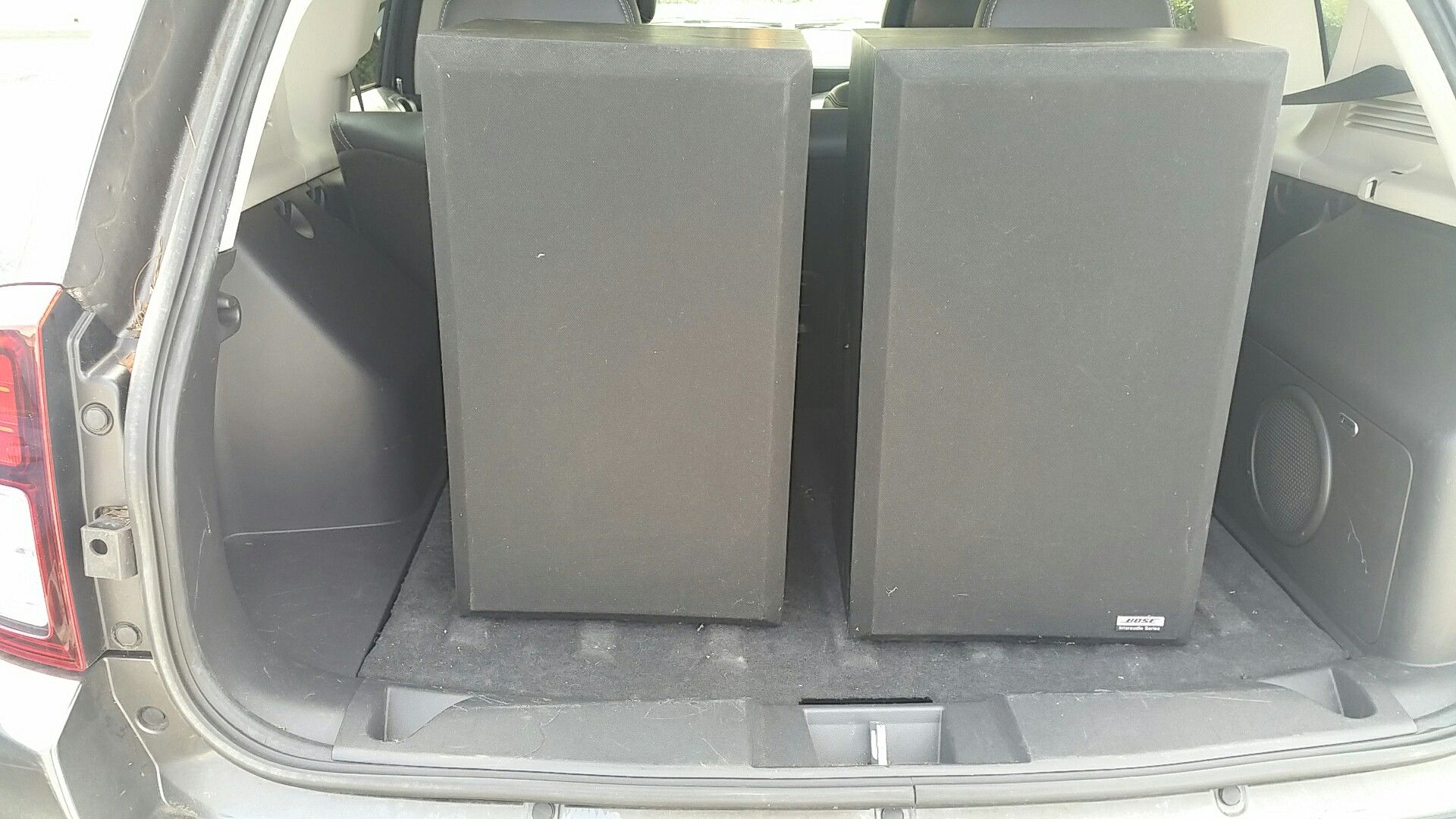 Bose interaudio 4000 speaker system