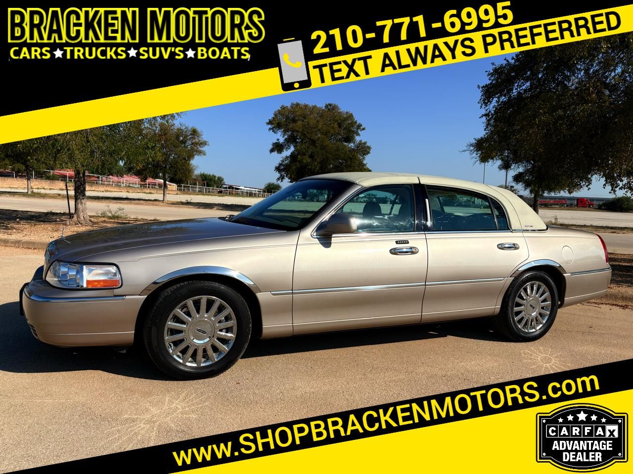 2003 Lincoln Town Car
