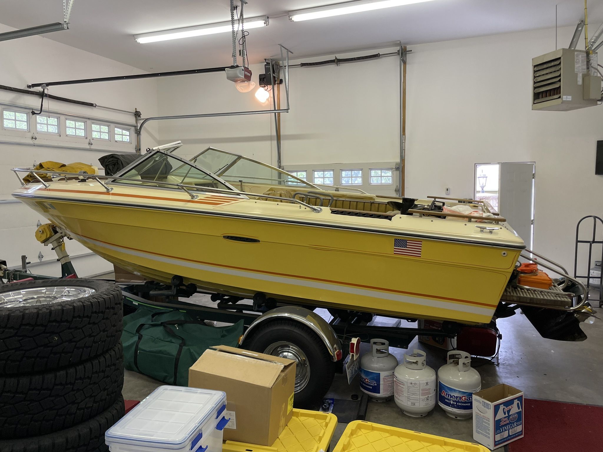 1978 Sea Ray 1978 Sea Ray SRV 220 Cuddy Cabin