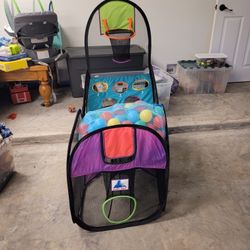 Playhut Balls With Basketball Hoop