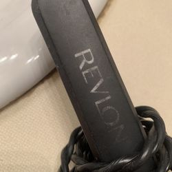 Revlon Straightener / Straightening Iron