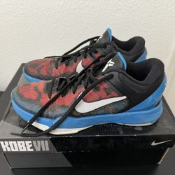 Kobe 7 Blue Poison Dart Frog Size 10