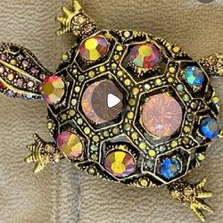 TURTLE LOVERS RHINESTONE LARGE BROOCH