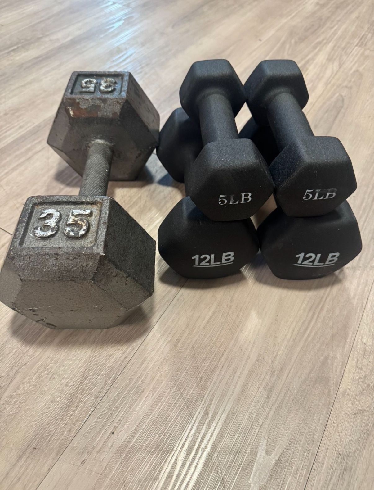 Dumbbell Weight Set