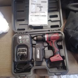 Matco 20v Drill Driver with battery and battery charger
