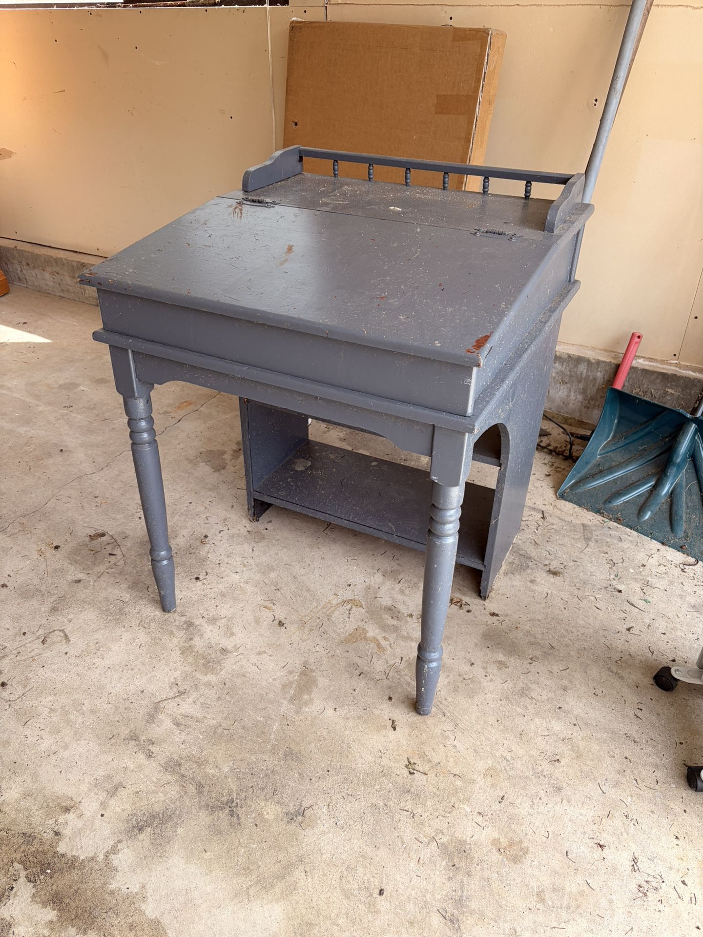 Free Desk- Solid Wood