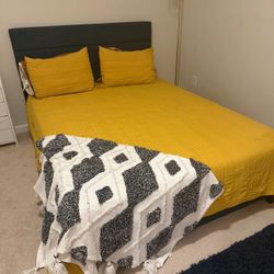 Full size mattress and headboard 