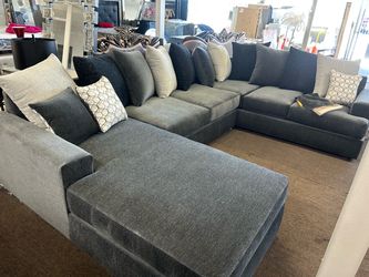 Custom! ANY COLOR BRAND NEW SECTIONAL