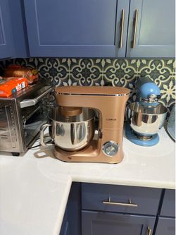 Electric kitchen mixer