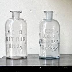 2 Early 20th Century Laboratory Chemistry Apothecary Bottles 