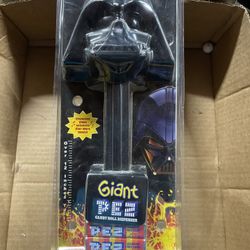 Brand New Large Darth Vader Pez Dispenser 