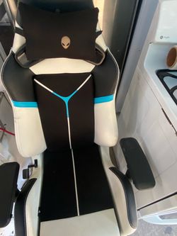 Alienware Gaming Chair Black and White