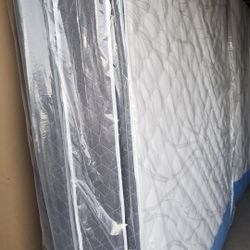 Weekend Mattress Single Twin Mattress 99 Full Double 159 Queen Bed 179 King 229 California King 229 Frame 69 XL Twin Mattresses All Sizes Available