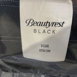 Mattrress Beautyrest black extra firm queen size brand new