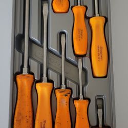 Snap On Orange Hard Handle Screwdriver Set