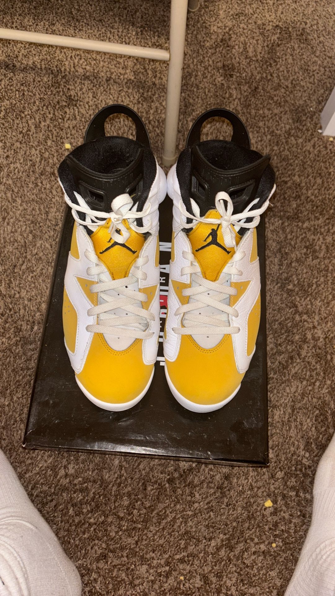 Jordan 6 Retro (Yellow Ochre)
