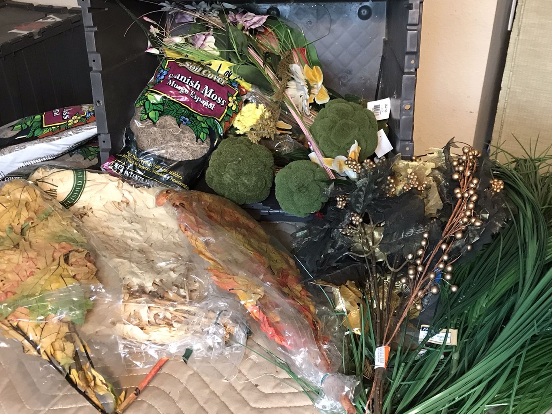 Props: Fake Grass, Flowers Etc.