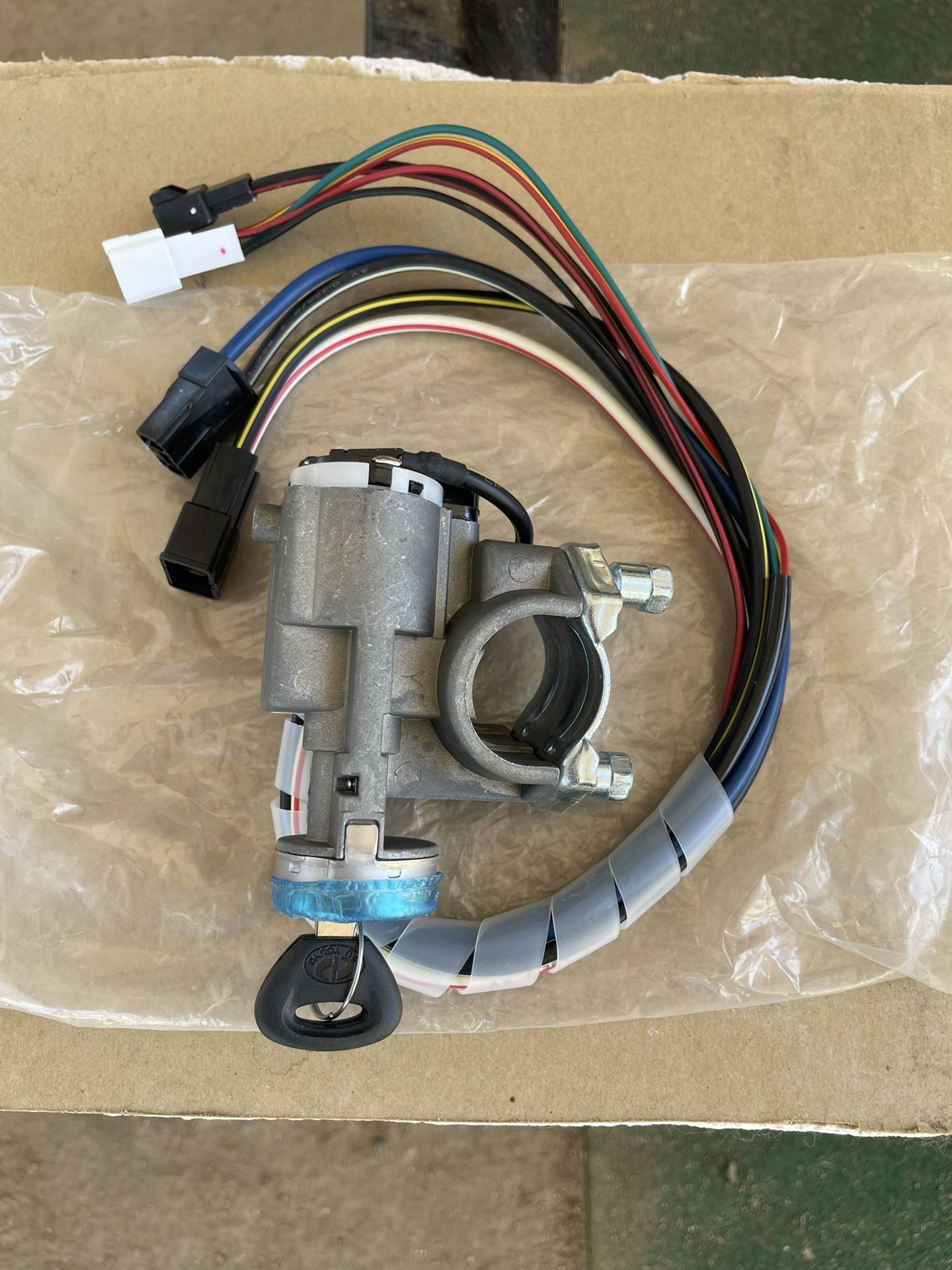 NEW Mazda B Series Ignition Switch W/Key