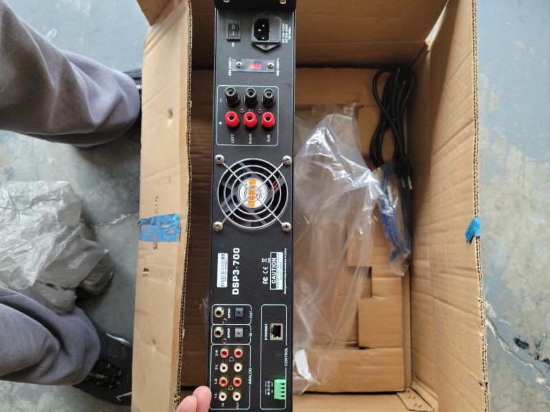 Acoustics DSP3-700 AMPLIFIER