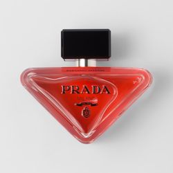 Prada Paradoxe Milano, 90 ml authentic receipt included.