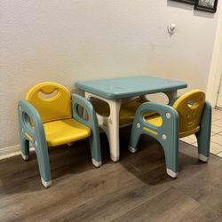 Kids Table And Chairs 