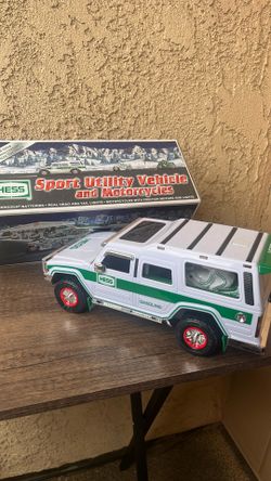 2004 Hess Sport Utility Vehicle and Motorcycles 40th Anniversary edition toy set