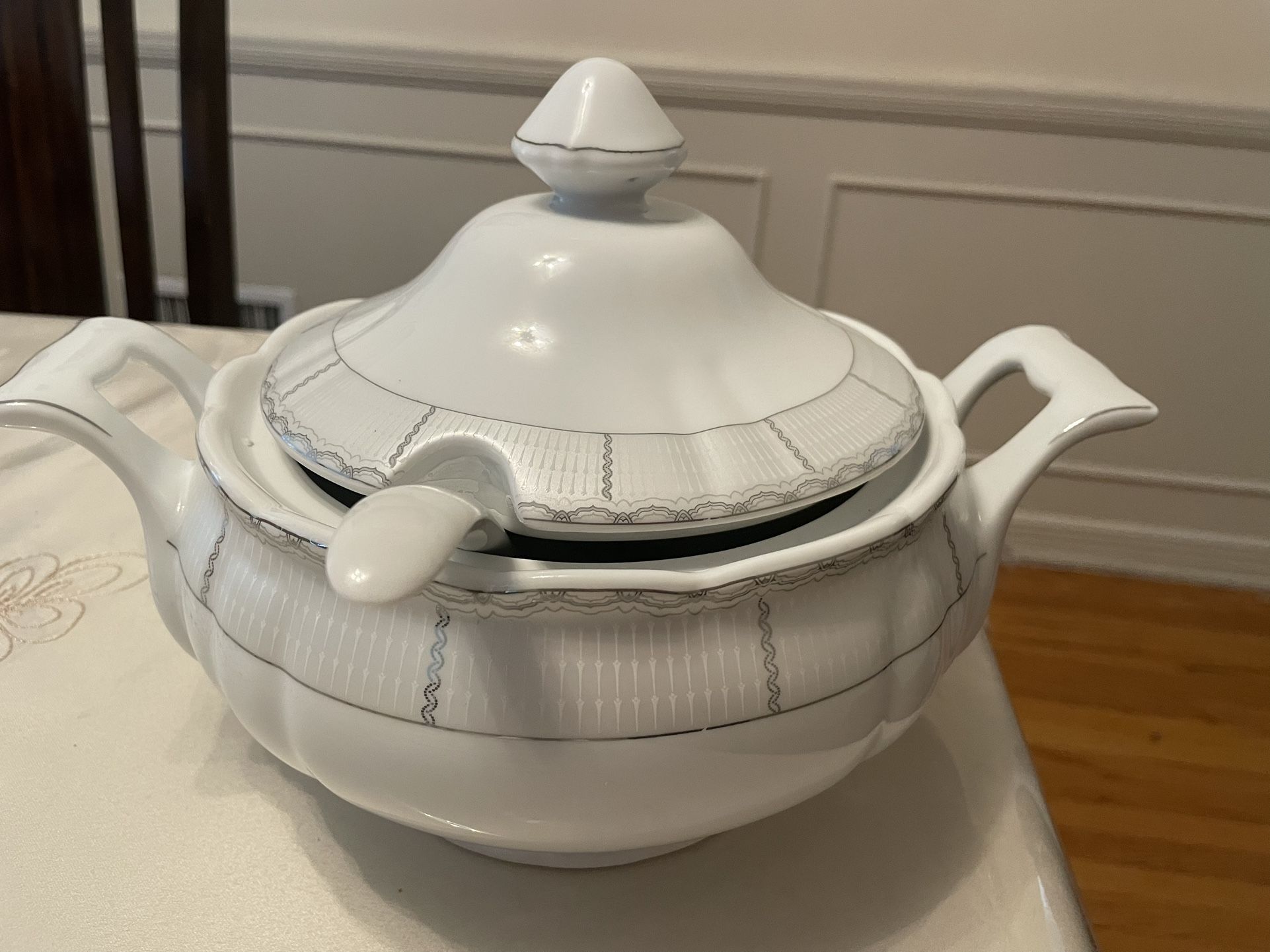 3 Piece Soup Tureen Set