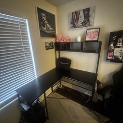 Black Computer Desk