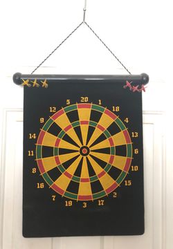 Double sided Magnet Dart Board w/ darts