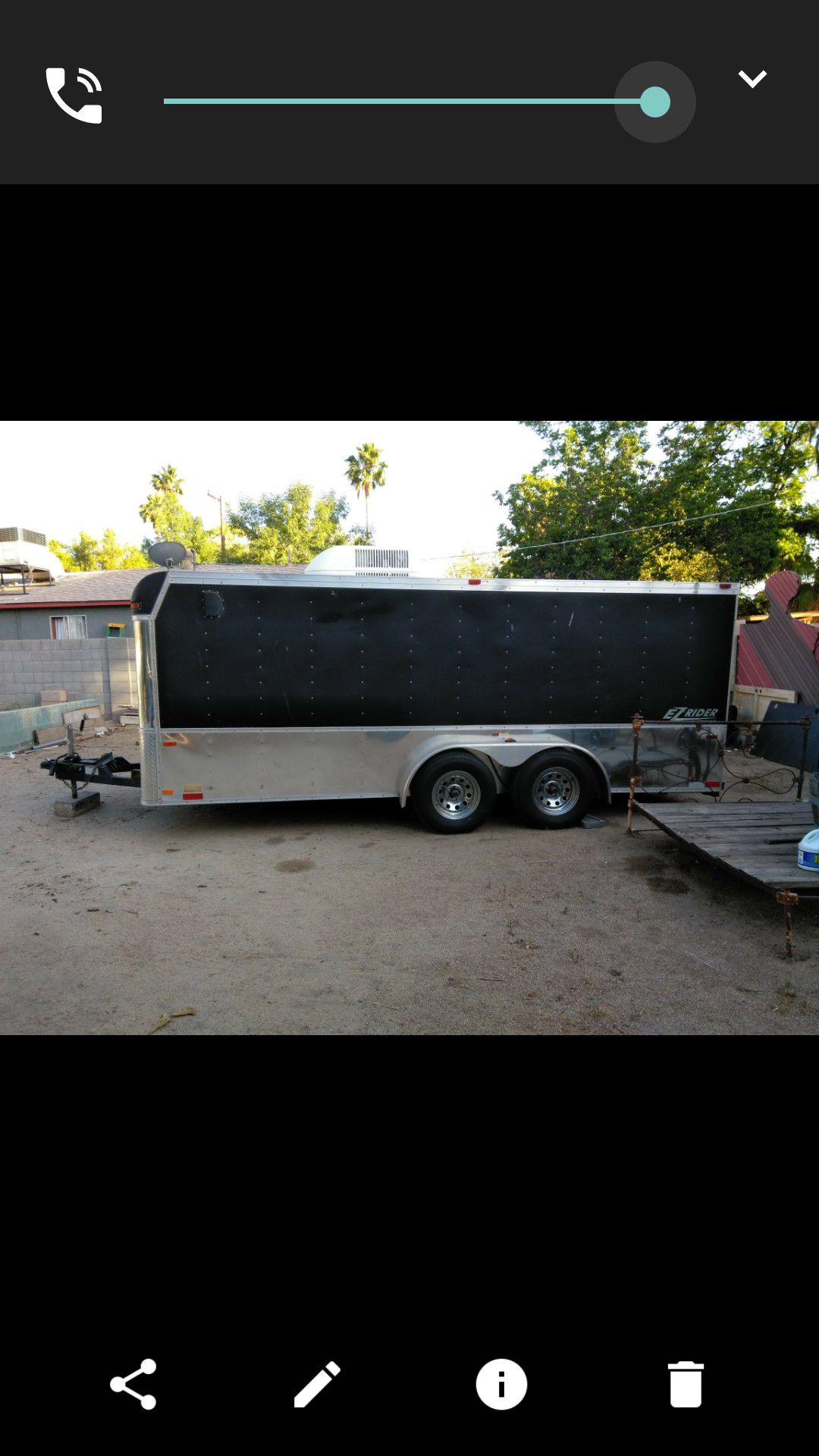 Enclosed utility trailer