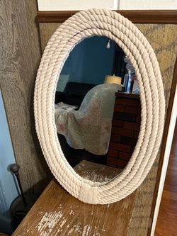 Oval rope mirror