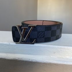 Lv Belt (size 32)