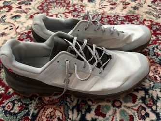 On Running Cloudventure Trail Sneakers