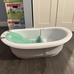 FRIDA baby 4 in 1 - GROW-WITH-ME Bath Tub 