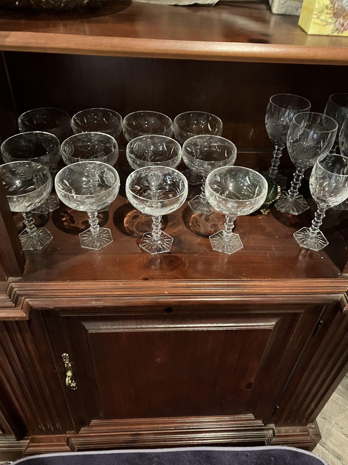 ANTIQUE CUT CRYSTAL STEMWARE