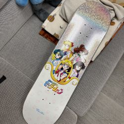 PRIMITIVE SAILOR MOON HOLO 8.38