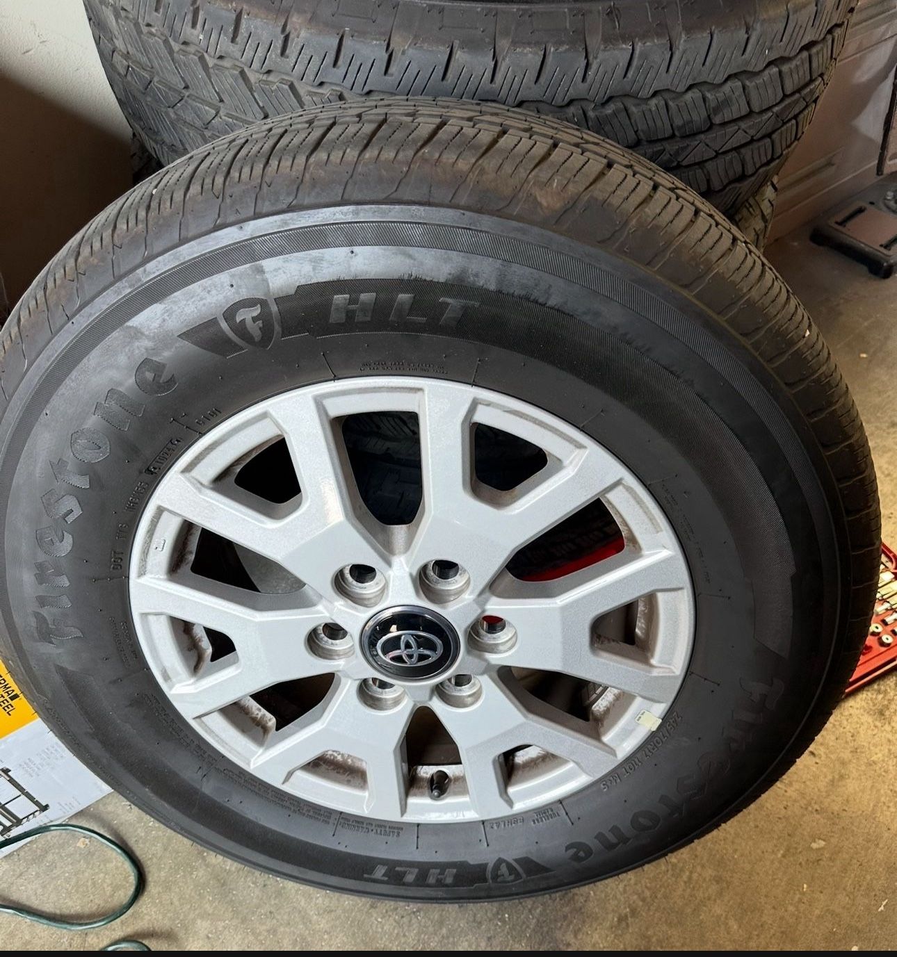 2024 TOYOTA TACOMA SR5 WHEELS AND TIRES (SET OF 4)