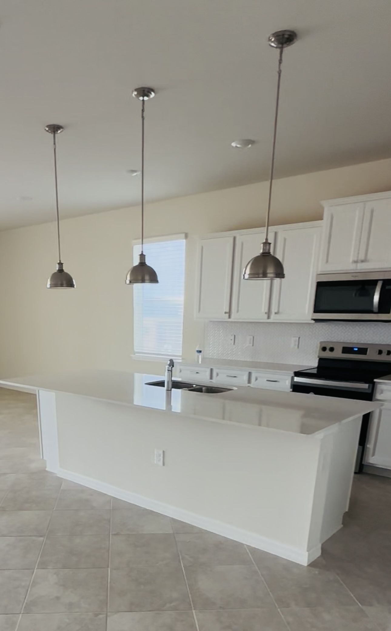 Pendant kitchen lights x3