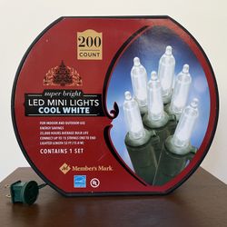 New, 200ct LED Mini Christmas Lights