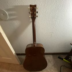Guitar Yamaha 