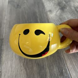Smiling Face Coffee Mug