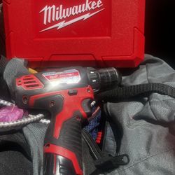Milwaukee drill