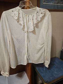 White Large L/S Button Down Blouse Vintage