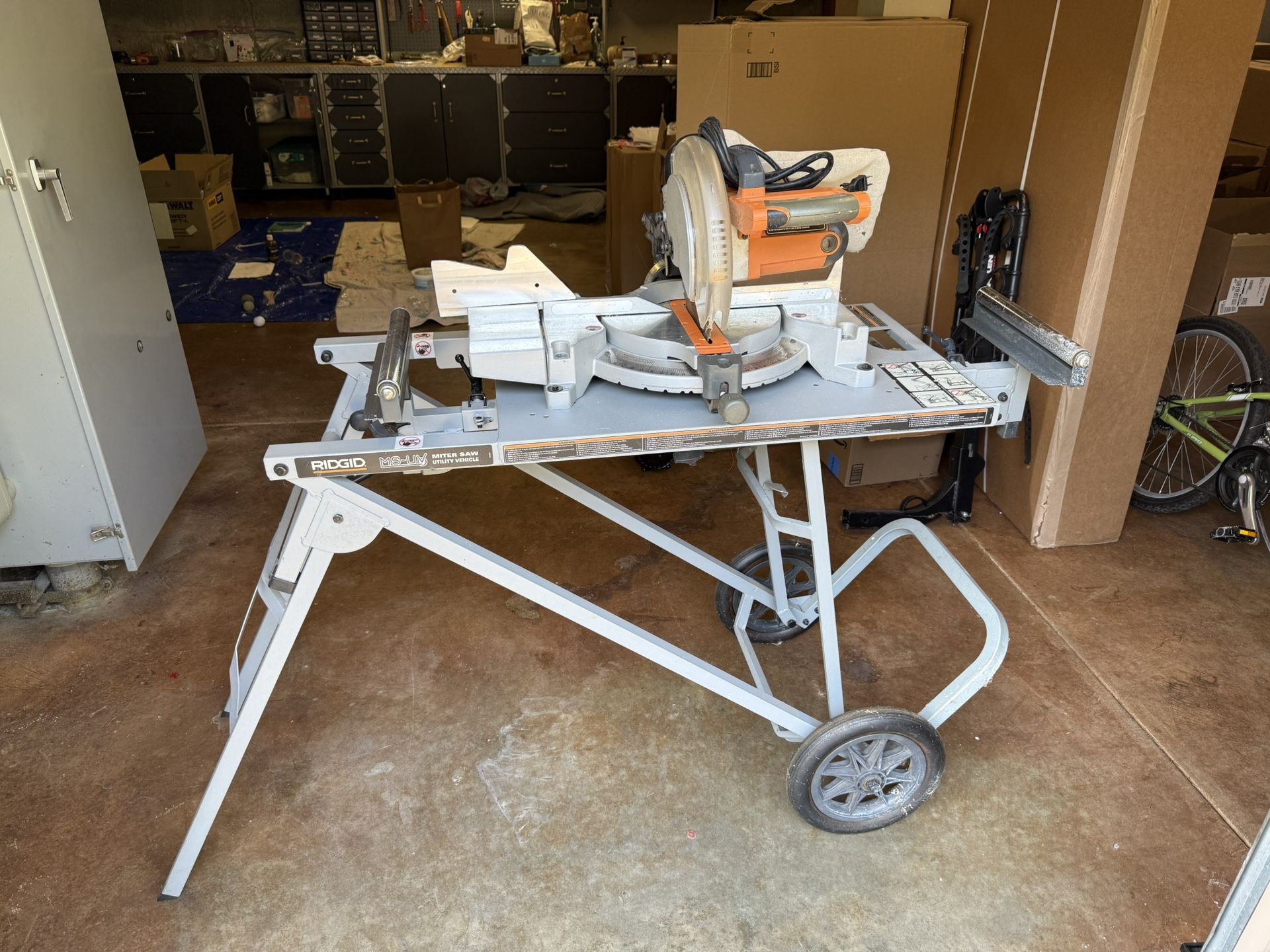 Rigid Chop Saw And Stand 10”
