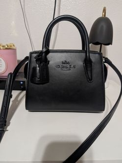 COACH PURSE BLACK ON BLACK