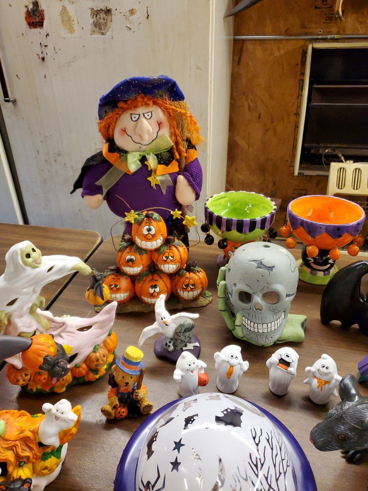 Halloween Decorations And Party Supplies 